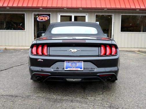 2022 Ford Mustang EcoBoost Premium