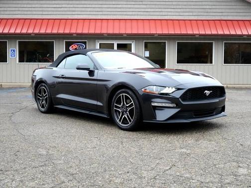 2022 Ford Mustang EcoBoost Premium