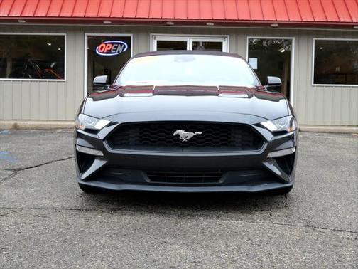2022 Ford Mustang EcoBoost Premium