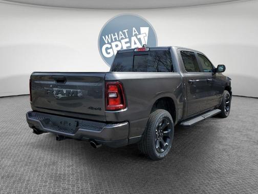 Granite Crystal Clearcoat Metallic 2026 RAM 1500 Express