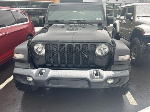 2020 Jeep Gladiator Sport