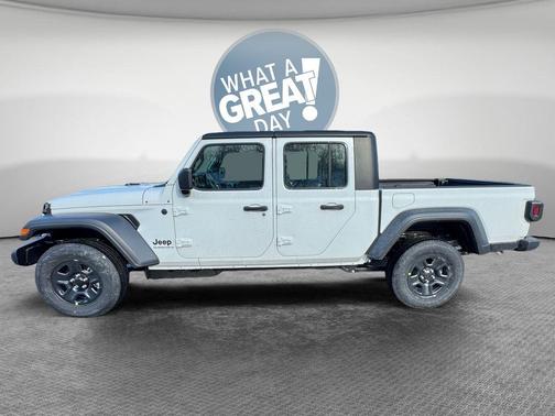 2026 Jeep Gladiator Sport