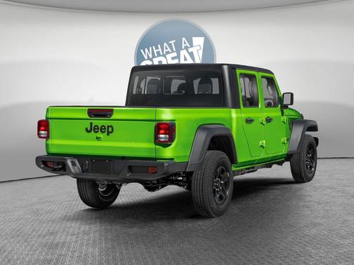 2026 Jeep Gladiator Sport
