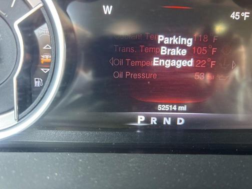 Brilliant Black Crystal Pearlcoat 2016 RAM 2500 Laramie