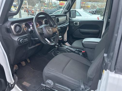 2020 Jeep Wrangler Sport