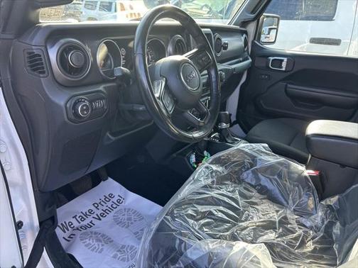 2021 Jeep Gladiator Willys 4x4