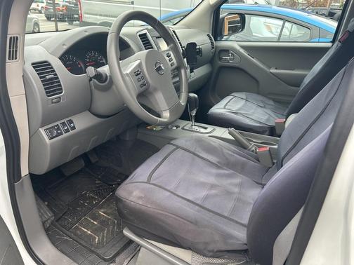 2021 Nissan Frontier SV