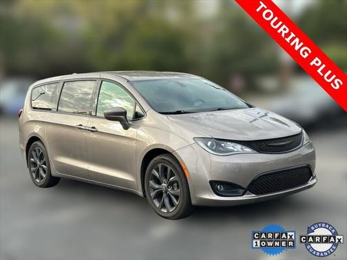2018 Chrysler Pacifica Touring Plus