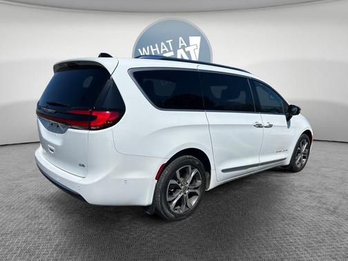 2023 Chrysler Pacifica Pinnacle