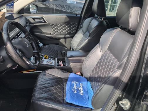 2022 Mitsubishi Outlander SEL