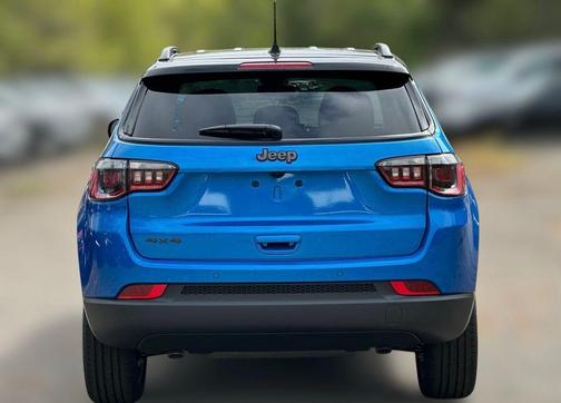 Hydro Blue Pearlcoat 2026 Jeep Compass Limited