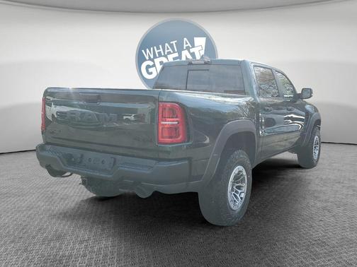 Serrano Red 2026 RAM 1500 RHO