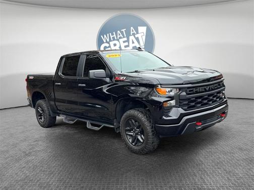 2023 Chevrolet Silverado 1500 Custom Trail Boss