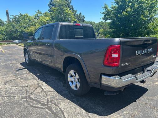 Granite Crystal Clearcoat Metallic 2025 RAM 1500 Big Horn/Lone Star