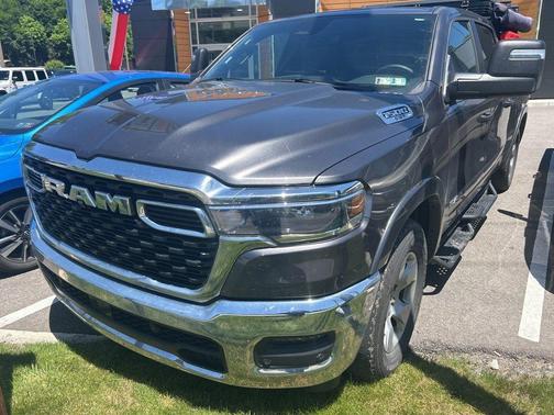 Granite Crystal Clearcoat Metallic 2025 RAM 1500 Big Horn/Lone Star