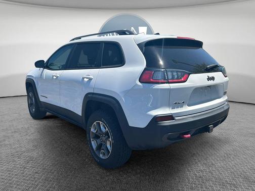 Bright White Clearcoat 2019 Jeep Cherokee Trailhawk