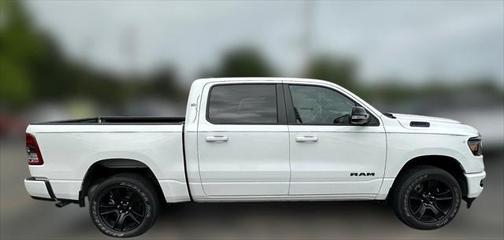 2022 RAM 1500 Big Horn Crew Cab 4x4 57' Box