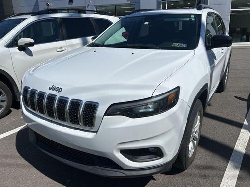 Bright White Clearcoat 2022 Jeep Cherokee Latitude Lux