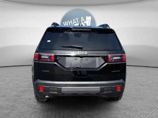 Diamond Black 2026 Jeep Cherokee LAREDO/LIMITED