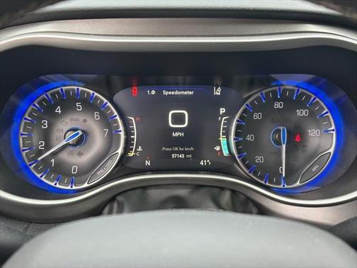 2024 Chrysler Pacifica Touring-L