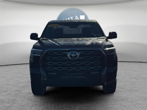 2023 Toyota Tundra Hybrid Platinum