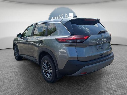 Gun Metallic 2023 Nissan Rogue S