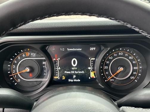 2026 Jeep Gladiator Sport