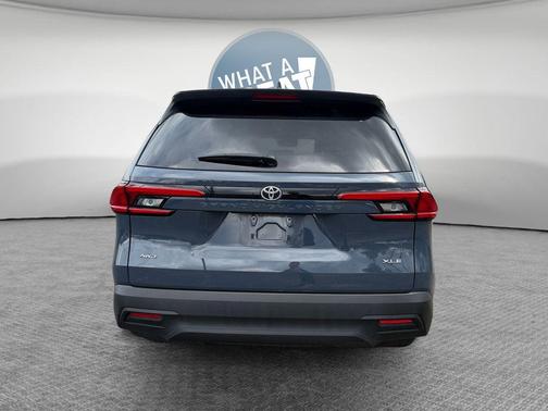 Storm 2024 Toyota Grand Highlander XLE