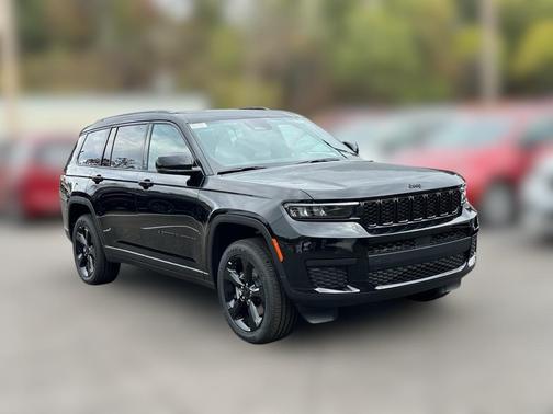 2025 Jeep Grand Cherokee L Laredo