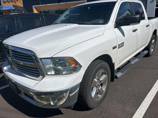 2018 RAM 1500 Big Horn Crew Cab 4x4 57' Box