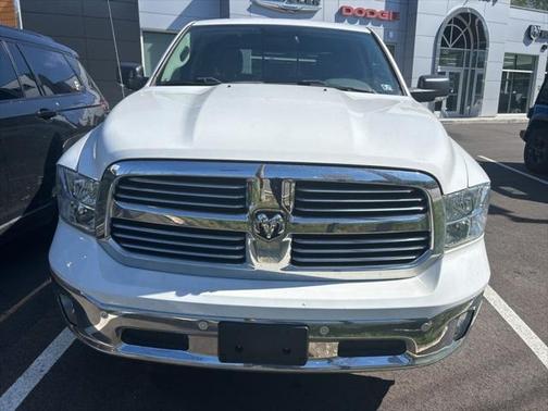 2018 RAM 1500 Big Horn Crew Cab 4x4 57' Box