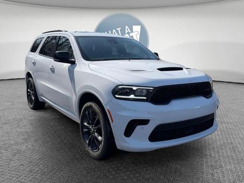 White Knuckle Clearcoat 2025 Dodge Durango GT