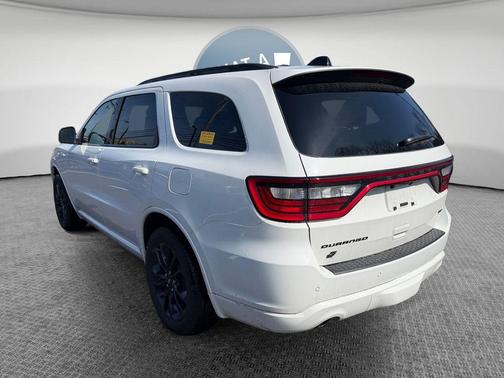 White Knuckle Clearcoat 2025 Dodge Durango GT