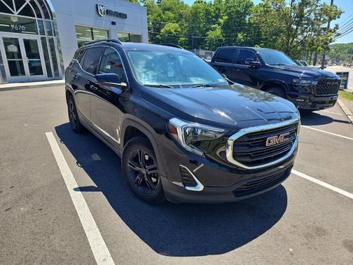 Ebony Twilight Metallic 2020 GMC Terrain SLE