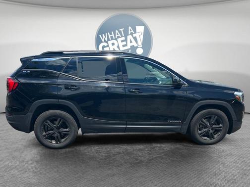 Ebony Twilight Metallic 2020 GMC Terrain SLE