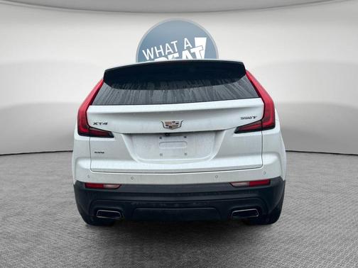 2023 Cadillac XT4 Luxury