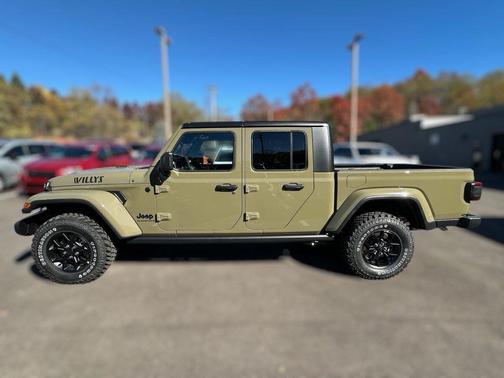 PJ5 2026 Jeep Gladiator Sport