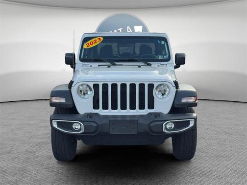 2023 Jeep Gladiator Sport