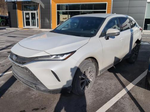 2023 Toyota Venza LE