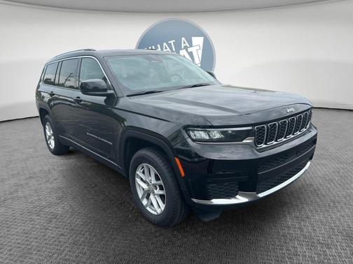 Diamond Black 2022 Jeep Grand Cherokee L Laredo