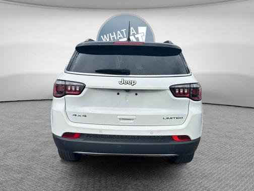 Bright White Clearcoat 2023 Jeep Compass Limited