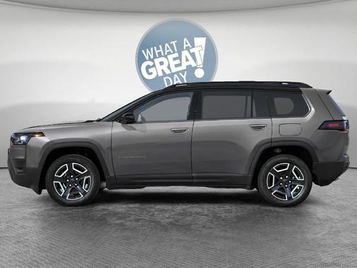 Sting Gray Clearcoat 2026 Jeep Cherokee Overland