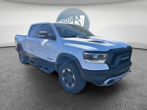 Bright White Clearcoat 2019 RAM 1500 Rebel