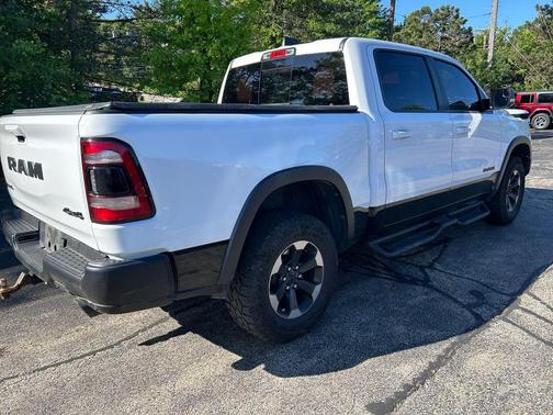Bright White Clearcoat 2019 RAM 1500 Rebel