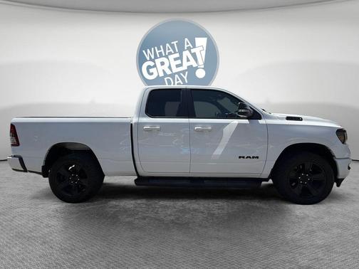 Bright White Clearcoat 2022 RAM 1500 Big Horn