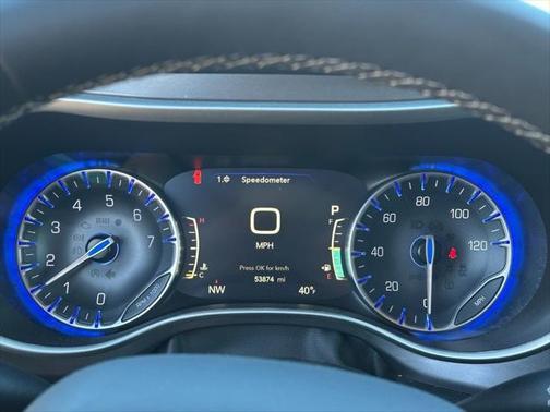 2024 Chrysler Pacifica Touring-L