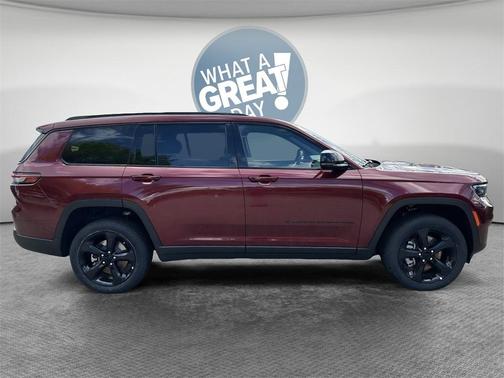 2025 Jeep Grand Cherokee L Laredo