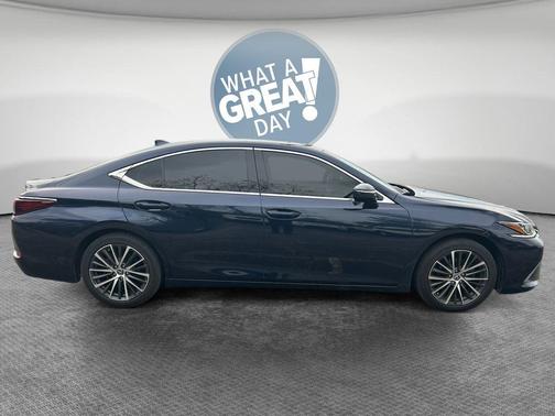 Mica 2024 Lexus ES 350 350