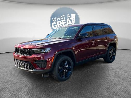 2025 Jeep Grand Cherokee Laredo