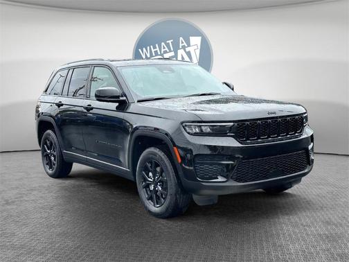 2025 Jeep Grand Cherokee Laredo